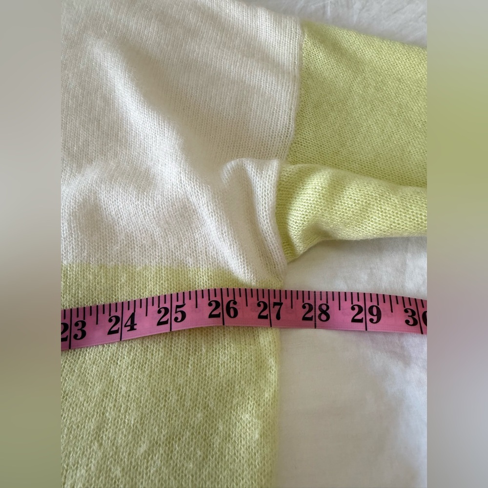 Color Block Women's Sweater - Picture 6 of 9